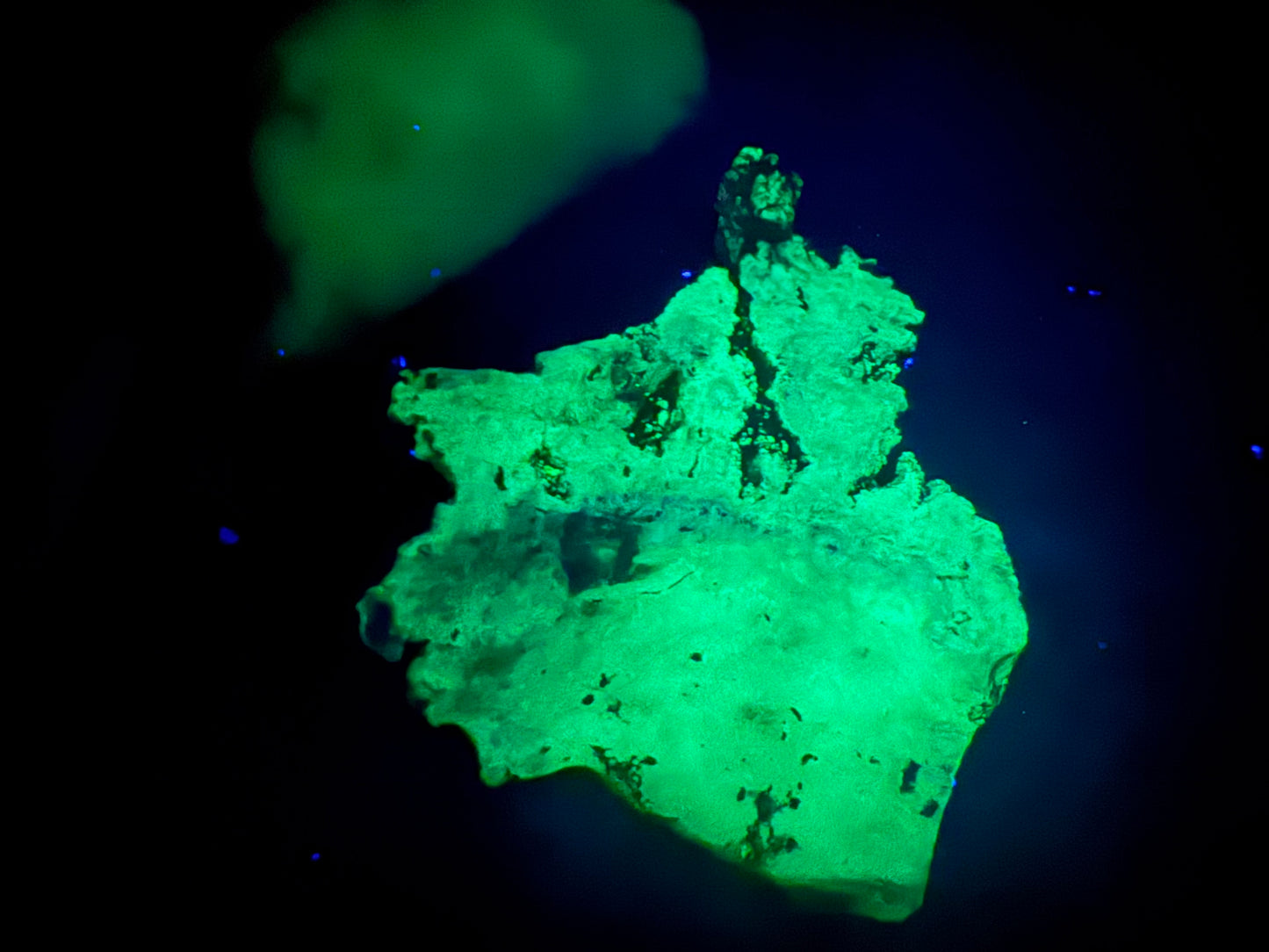 EF4 - Opal Fluorite Bertrandite Tiffany Stone